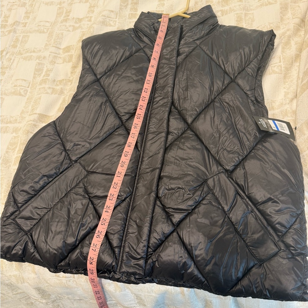 Andrew Marc sport bubble vest pockets XL has a hidden hood Zipper host pick - Picture 13 of 17
